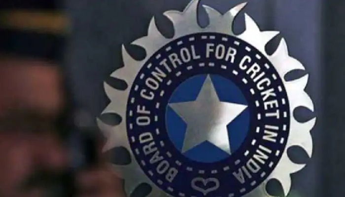 कोरोनाचा क्रिकेटला फटका; BCCI कडून टूर्नामेंट स्थगित