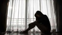 दोनदा बलात्काराचा आरोप करण्यात आलेला अभिनेता 20 वर्षे लहान मुलीच्या प्रेमात 