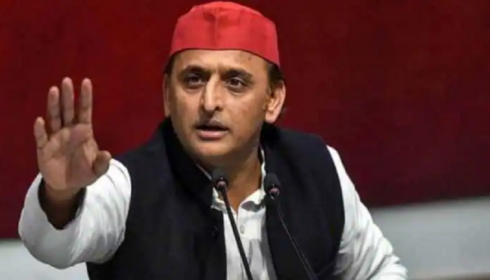 अखिलेश यादव यांचा दावा, 'रोज रात्री भगवान कृष्ण येतात आणि फक्त एकच सांगतात....'