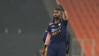 Hardik Pandya | स्टार ऑलराऊंडर हार्दिक पंड्या टीम इंडियामधून कायमचा 'आऊट'?
