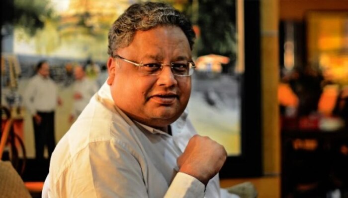 Rakesh Jhunjhunwala यांच्यासारखा पोर्टफोलिओ बनवू इच्छिता? बिगबुलचा हा सोपा फॉर्म्युला नक्की वापरा