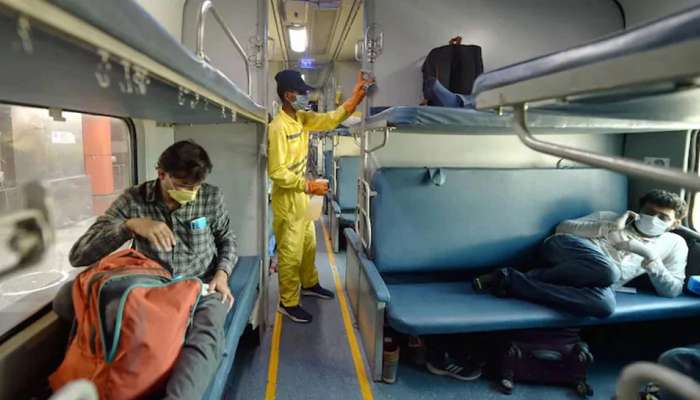 Indian Railways :  रेल्वे प्रवास करण्यापूर्वी ही महत्वाची बातमी, रात्री प्रवास करण्याचे नियम बदलले 