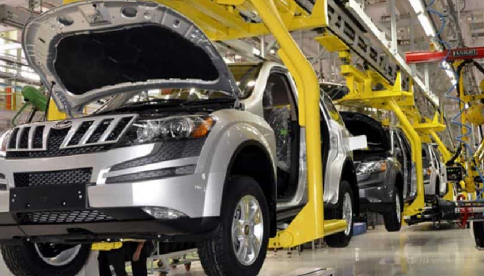 22 वर्षांपासून या गाडीने बदललं होतं Mahindra चं नशीब