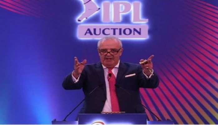  IPL Mega Auction 2022 | ऑक्शनर Hugh Edmeades यांना भोवळ,  लिलाव थांबवला