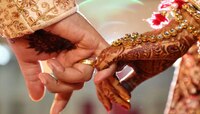 Valentine's Day च्या दिवशी प्रसिद्ध अभिनेत्रीनं बांधली लग्नगाठ, आज मात्र पडली एकटी