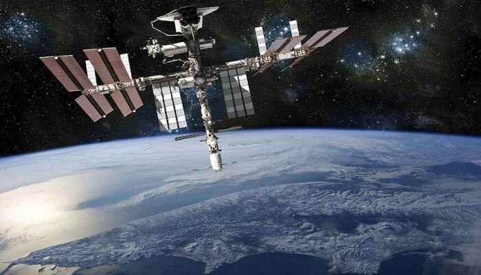 Space Station भारत किंवा चीनवर पडलं तर? रशिया स्पेस एजेंसीच्या डायरेक्टरचा US ला प्रश्न