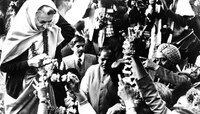 इंदिरा गांधी आणि फुलांचा 'तो' किस्सा क्वचितच कोणाला माहीत असेल