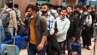 भारतीय विद्यार्थी डॉक्टर होण्यासाठी युक्रेनला का जातात, त्यासाठी किती येतो खर्च? सर्