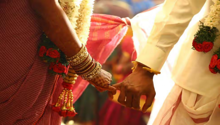 काका गेल्यानंतर काकूलाच त्यानं बायको केलं, पण त्याला ही बायको 'पचली' नाही कारण...