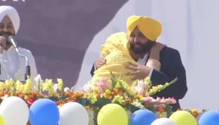 Bhagwant Mann | कॉमेडियन ते मुख्यमंत्री - असा आहे भगवंत मान यांचा प्रवास