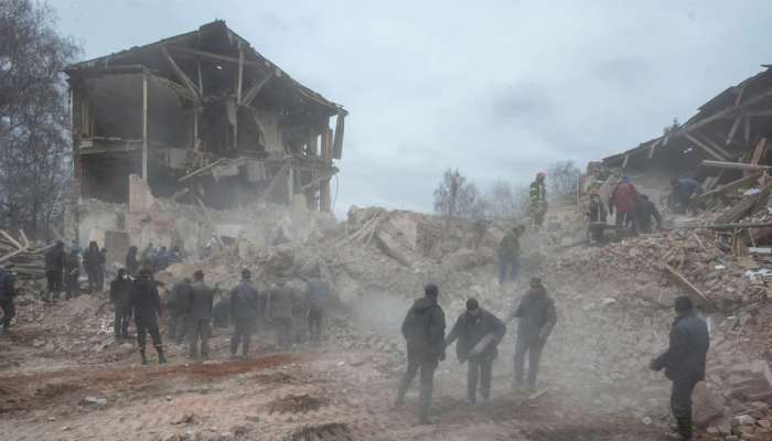 Russia Ukraine War : रशियाकडून पुन्हा युक्रेनच्या या शहरांवर जोरदार हल्ले