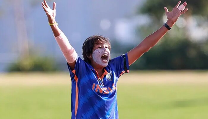 Julan Goswami | झूलनची ऐतिहासिक कामगिरी, विश्व विक्रमाला गवसणी