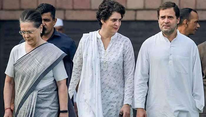 राहुल, प्रियंका आणि सोनिया गांधी राजीनामा देणार? पाहा काय म्हणाले सुरजेवाला