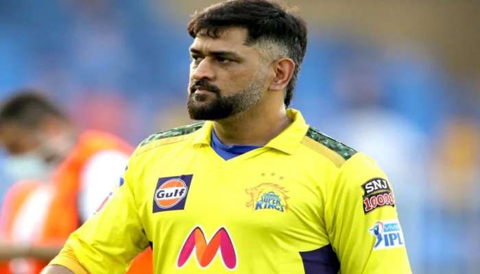 IPL 2022 : महेंद्रसिंह धोनीचं वाढलं टेन्शन, आणखी एक खेळाडू संघाबाहेर?