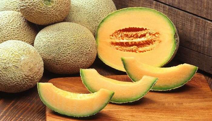 Muskmelon Benefits : उन्हाळ्यात करा खरबुजचे सेवन, या लोकांसाठी फायदेशीर