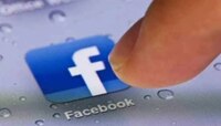Facebook वर तुमच्या प्रोफाईलला कोण करतंय 'स्टॉक'? या ट्रिकमुळे समोर येईल त्याचं नाव