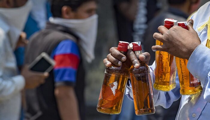 बिहारमध्ये &#039;मृत्यूची होळी&#039;, विषारी दारू प्यायल्याने 18 जणांचा मृत्यू, अनेकजण आजारी