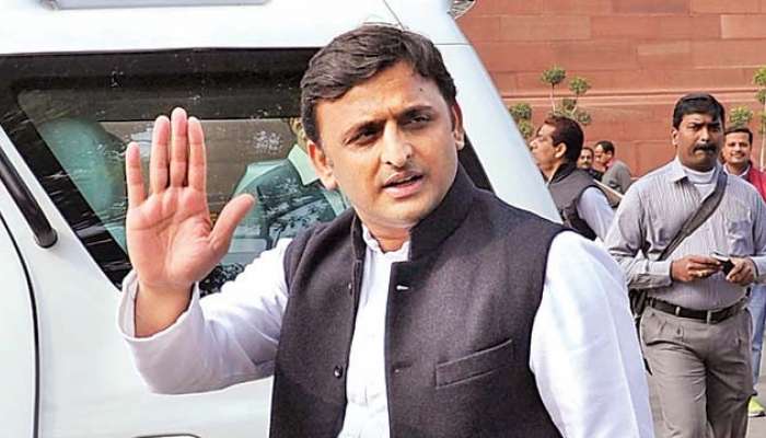 अखिलेश यादव आणि आझम खान यांचा लोकसभेच्या खासदारकीचा राजीनामा
