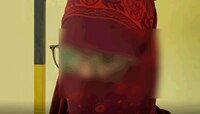 शिक्षक की नराधम! आळीपाळीने तरुणीवर बलात्कार; Video बनवून viral करण्याची धमकी
