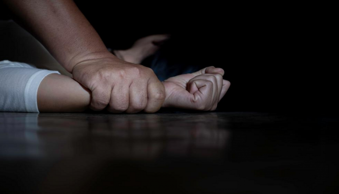 अभिनेत्रींवर लैंगिक अत्याचार करु पाहणाऱ्या बॉलिवूडमधील नराधमांची नावं समोर आणणार 'ही' अभिनेत्री 