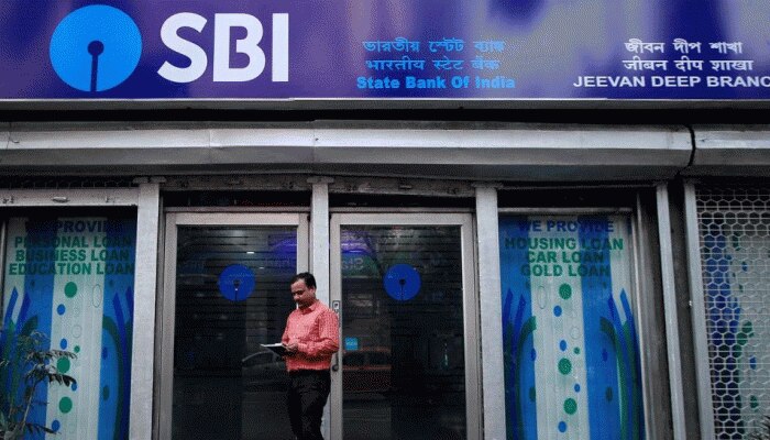 SBI ची सर्व बँकिंग सेवा आज &#039;या&#039; वेळेत बंद, होणार नाही एकही काम