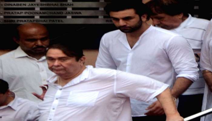 Randhir Kapoor च्या तब्बेतीबाबत Ranbir का बोलला खोटं? हादरवून टाकणारा खुलासा 