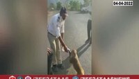 Video | पोलिसांमधील ही माणुसकी सोशल मीडियावर प्रत्येक जण शेअर करतोय...