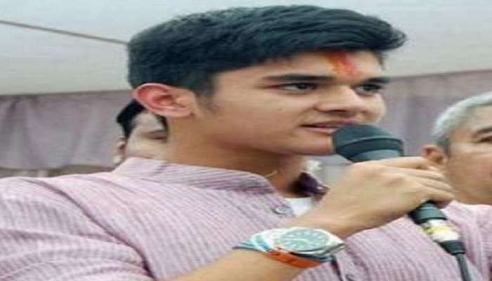 केंद्रीय मंत्र्यांच्या मुलाची क्रिकेटमध्ये एन्ट्री 