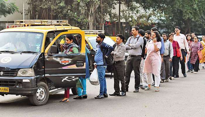 मुंबईत स्कूलबस महागली, आता टॅक्सीचं भाडं ही वाढवण्याची मागणी