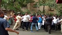 मोठी बातमी: आंदोलनापूर्वी शरद पवार यांच्या घरची रेकी केली - सूत्र