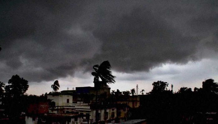 राज्यातील 'या' जिल्ह्यात अवकाळी पावसाची हजेरी, पिकाचं नुकसान होण्याची भिती 