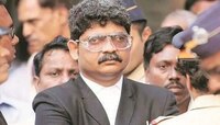 गुणरत्न सदावर्ते यांच्या घरात सापडलं नोटा मोजण्याचं मशीन, सरकारी वकिलांचा दावा