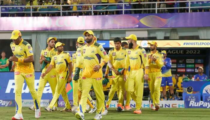 मुंबई विरुद्ध सामन्याआधी CSK ला धक्का, स्टार खेळाडू टीममधून बाहेर