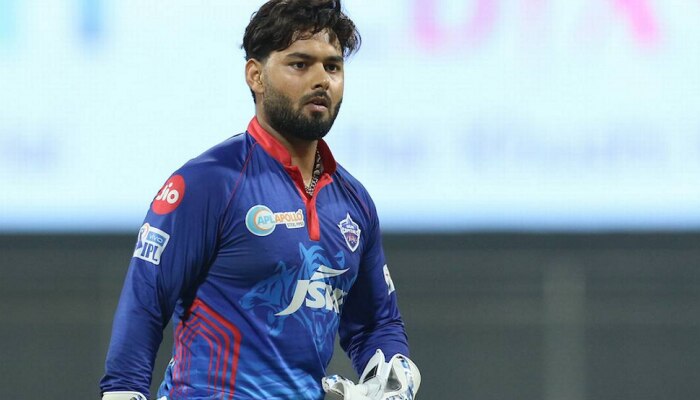 Rishabh Pant ला &#039;ते&#039; कृत्य पडणार महागात, एका सामन्याची लागणार बंदी?