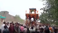 यात्रेला गालबोट, रथाच्या चकाखाली चिरडून 14 वर्षीय मुलाचा मृत्यू