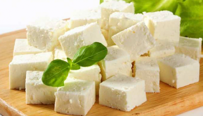 Healthy Diet Tips: पनीर की टोफू? हेल्दी डाएटसाठी दोघांपैकी काय फायदेशीर?