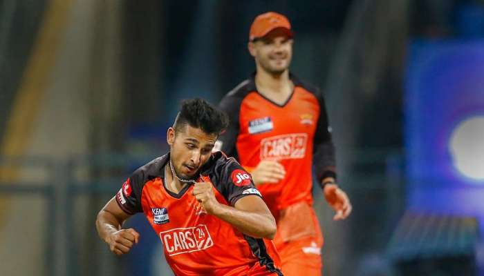 काँग्रेसचा ज्येष्ठ नेता उमरान मलिकचा जबरदस्त फॅन, BCCI कडे 'ही' मागणी 