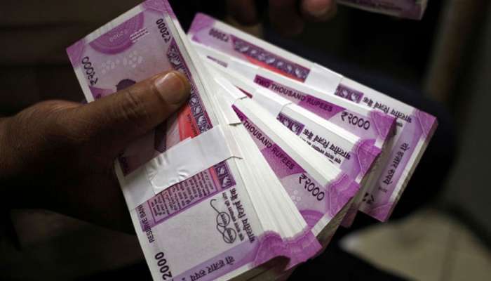 7th Pay Commission: सरकारी कर्मचाऱ्यांच्या हातात पैसा खुळखुळणार, पुन्हा एकदा DAत वाढ