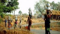महाराष्ट्राला पाणीटंचाईच्या झळा, उत्तर महाराष्ट्र, मराठवाड्यातील ग्रामीण भाग कोरडे