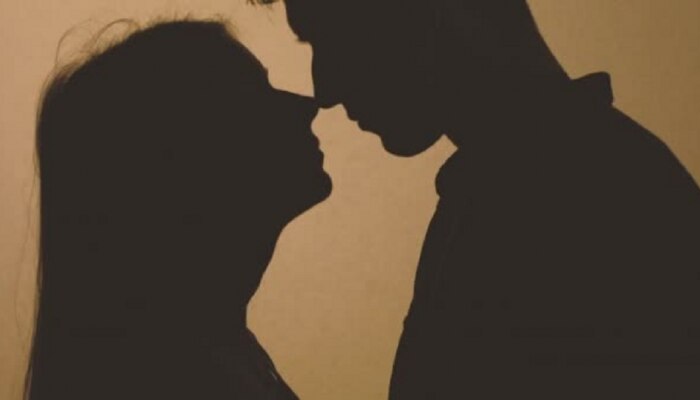 Kangana Ranaut चा इंटिमेट Kissing व्हिडीओ व्हायरल 