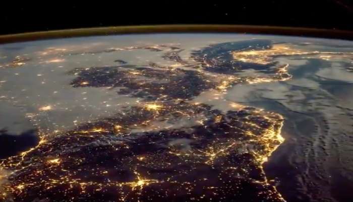 VIDEO:अवकाशातून पृथ्वी कशी दिसते पाहिलीय? थक्क करणारा व्हिडीओ व्हायरल