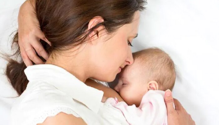 पहिल्यांदा बाळाला दूध पाजताय? या 3 पोझिशन्समुळे स्तनपान करणं होईल सोपं