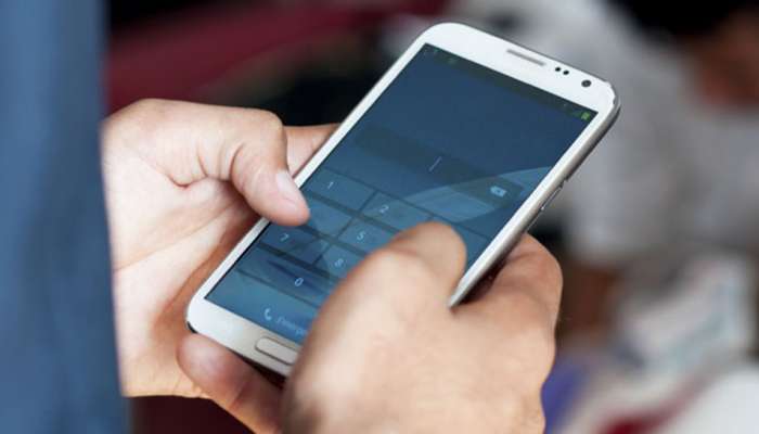 फोनवर बोलणं होणार महाग !  Jio, Airtel आणि  VIचे प्लान्स महागणार; 20 टक्क्यांनी वाढणार