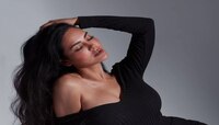 Esha Gupta तिच्या 'नो मेकअप लूक'मुळे चर्चेत...फोटो व्हायरल