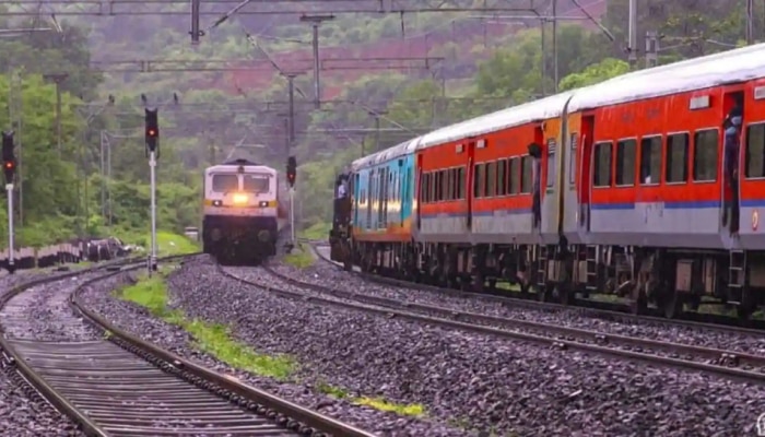 Indian Railways : तुमच्या रेल्वे तिकिटावर &#039;दुसरी व्यक्ती&#039; ही करू शकते प्रवास! रेल्वेचे महत्त्वाचे नियम जाणून घ्या