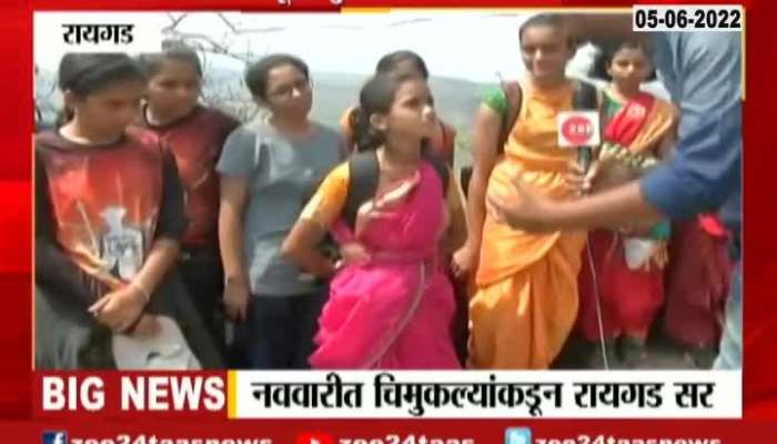  Group Of Small Girls Wearing Navari Saree From Pune Excited On Climbing Raigad Fort