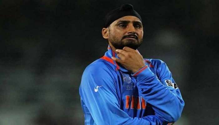 माजी क्रिकेटपटू हरभजन सिंहला पश्चाताप; 14 वर्षानंतर 'त्या' चुकीच्या कृतीची झाली जाणीव  