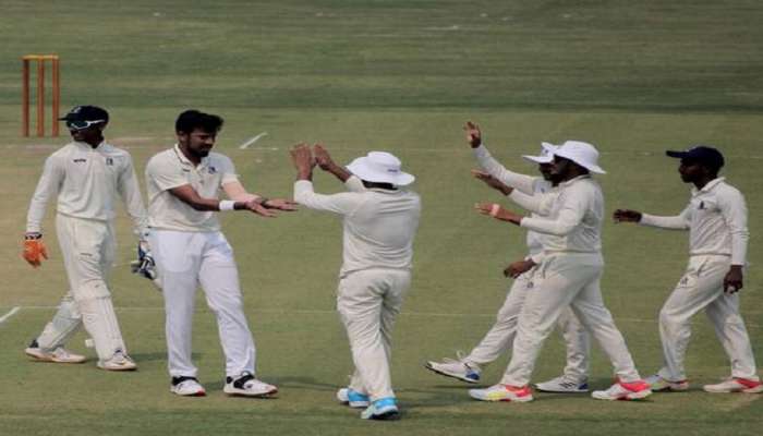 एकच नबंर!  क्रीडा मंत्र्यांची शतकी खेळी, सेमी फायनलमध्ये धडक