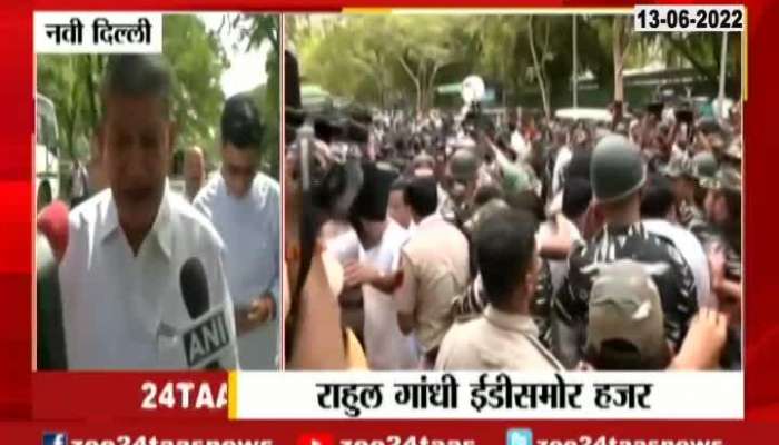 New Delhi Congress Suporters agitaion to suport Rahul gandhi