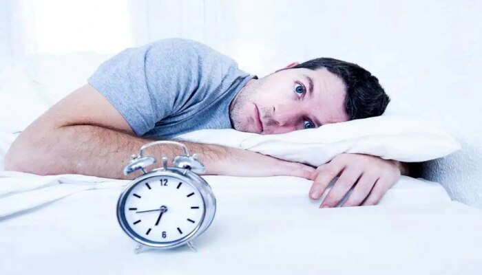 Health Care Tips: तुम्हाला देखील रात्रीची झोप येत नाही? मग &#039;या&#039; गोष्टींचे पालन करा